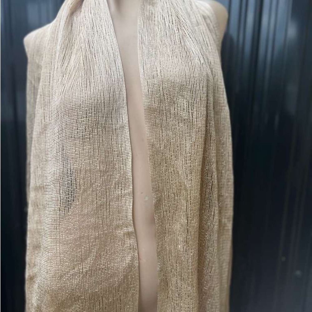 Gold Halter Top - Picture 4 of 15